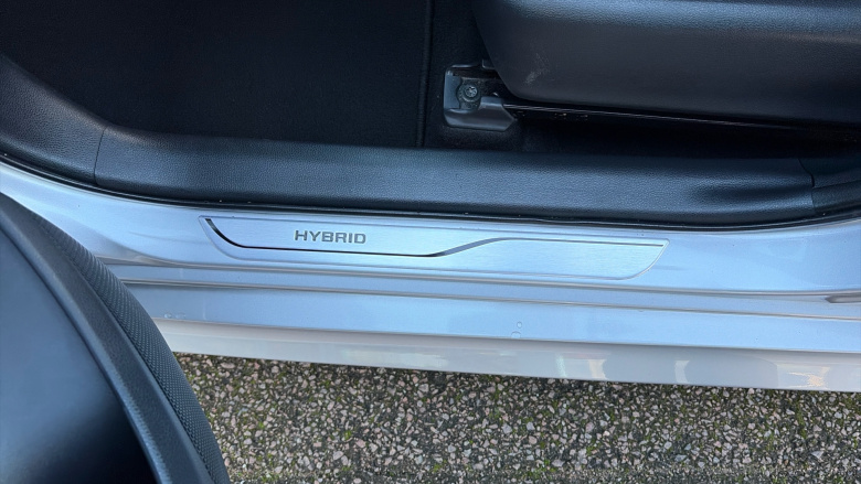 Toyota Yaris 1.5 Hybrid Design 5dr CVT Hybrid Hatchback